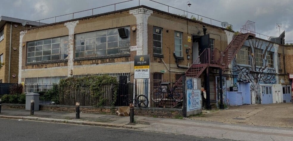 167 Hermitage Rd, London for sale - Primary Photo - Image 1 of 1