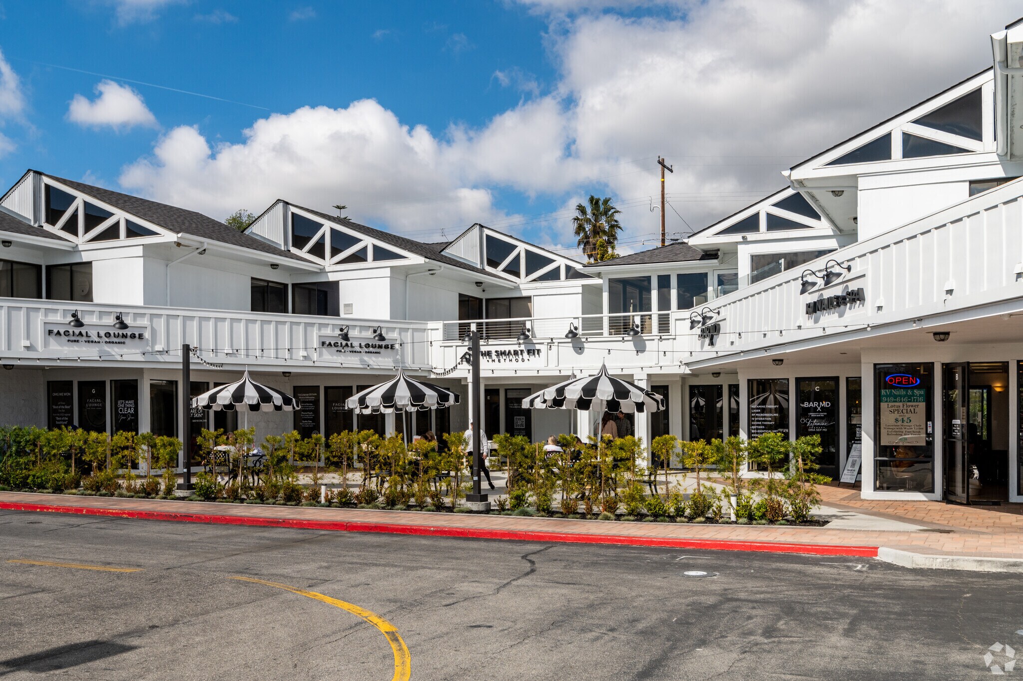 2651-2675 Irvine Ave, Costa Mesa, CA for lease Primary Photo- Image 1 of 45