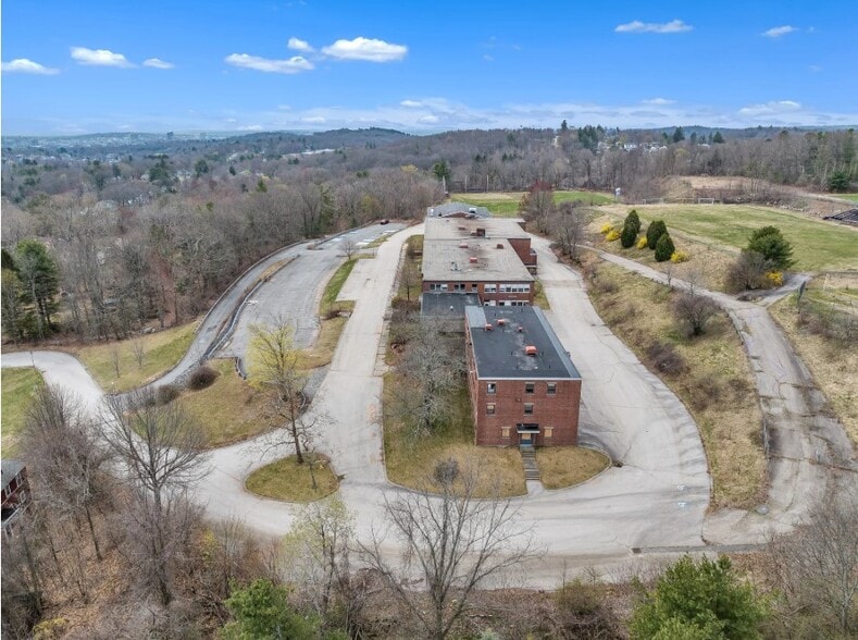 781 Grove St, Worcester, MA for sale - Aerial - Image 2 of 23