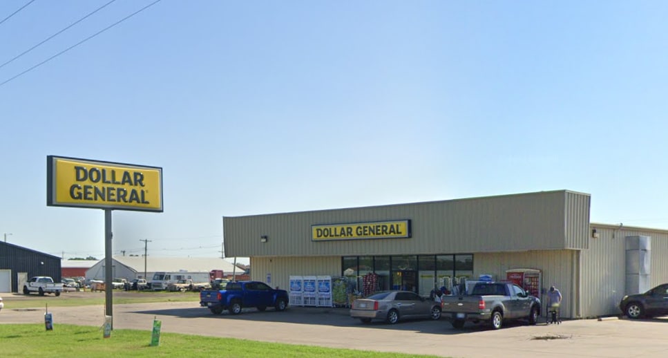 489 S Fossil St, Russell, KS for sale Primary Photo- Image 1 of 3