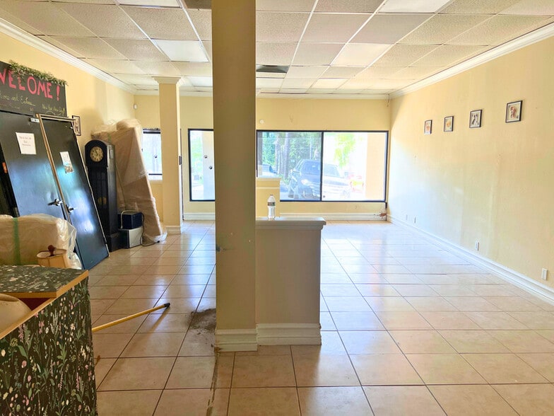 17139-17159 Grand Ave, Lake Elsinore, CA for lease - Building Photo - Image 2 of 4