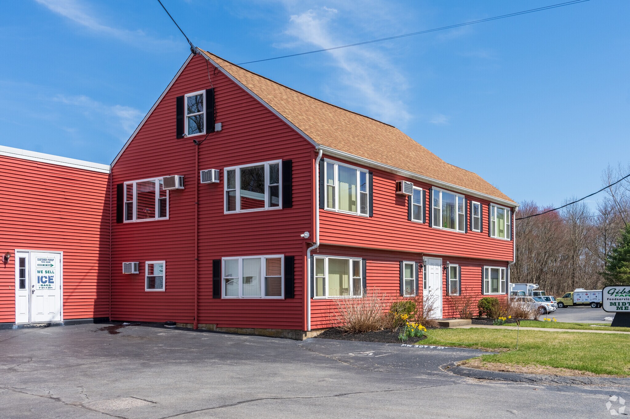 27 Providence St, Millbury, MA for sale Primary Photo- Image 1 of 1