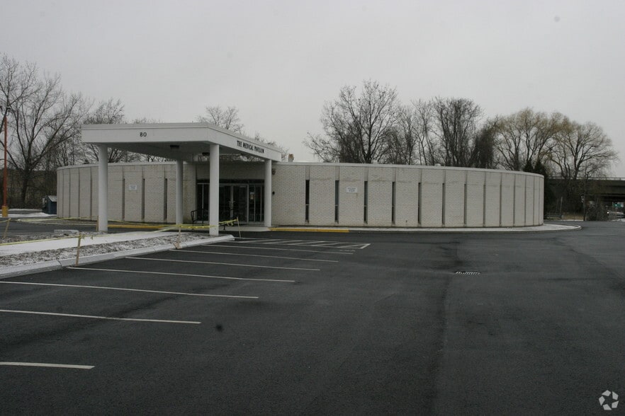 80 Congress St, Springfield, MA for lease - Building Photo - Image 3 of 10