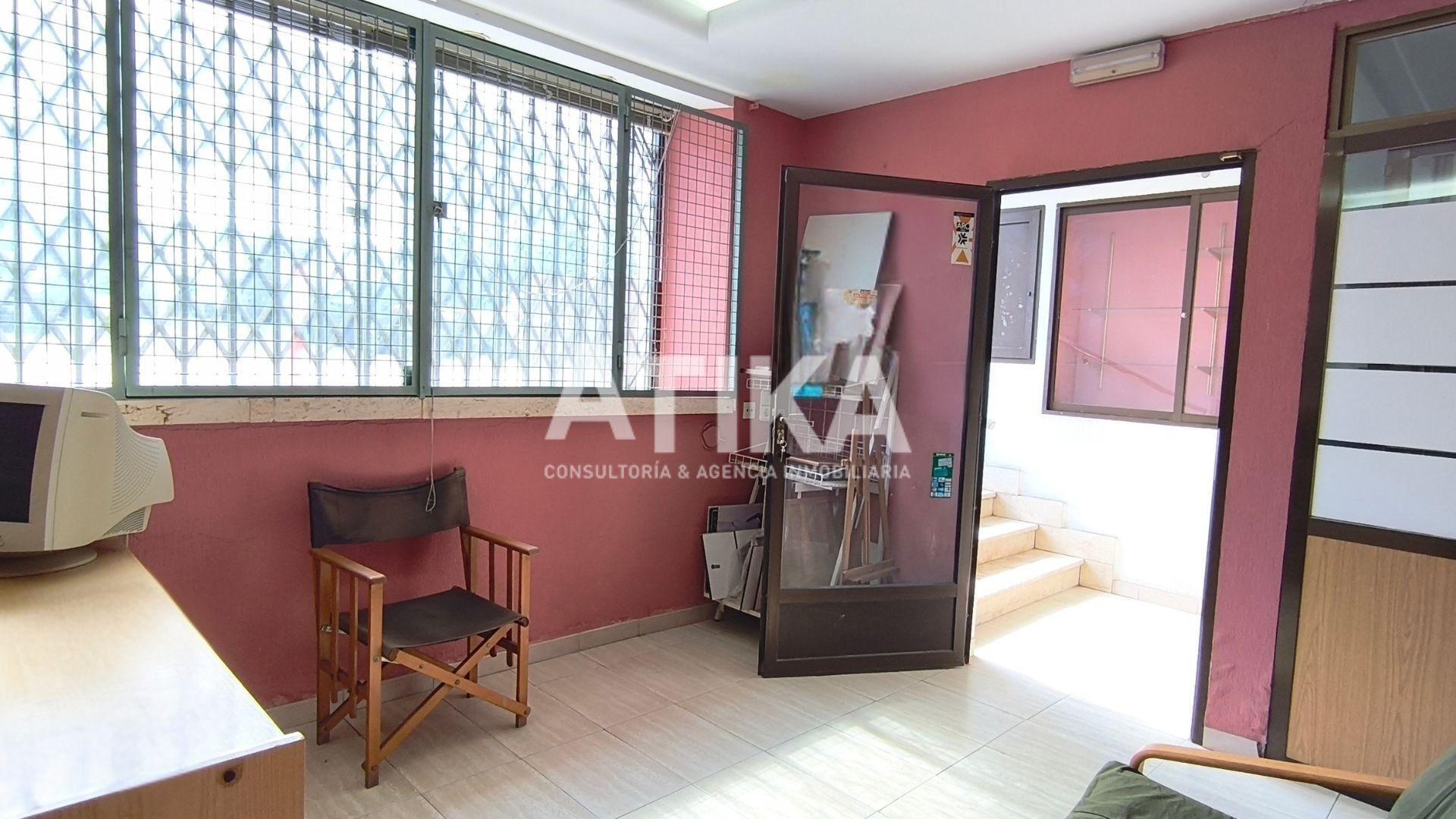 Retail in València, Valencia for sale Building Photo- Image 1 of 8