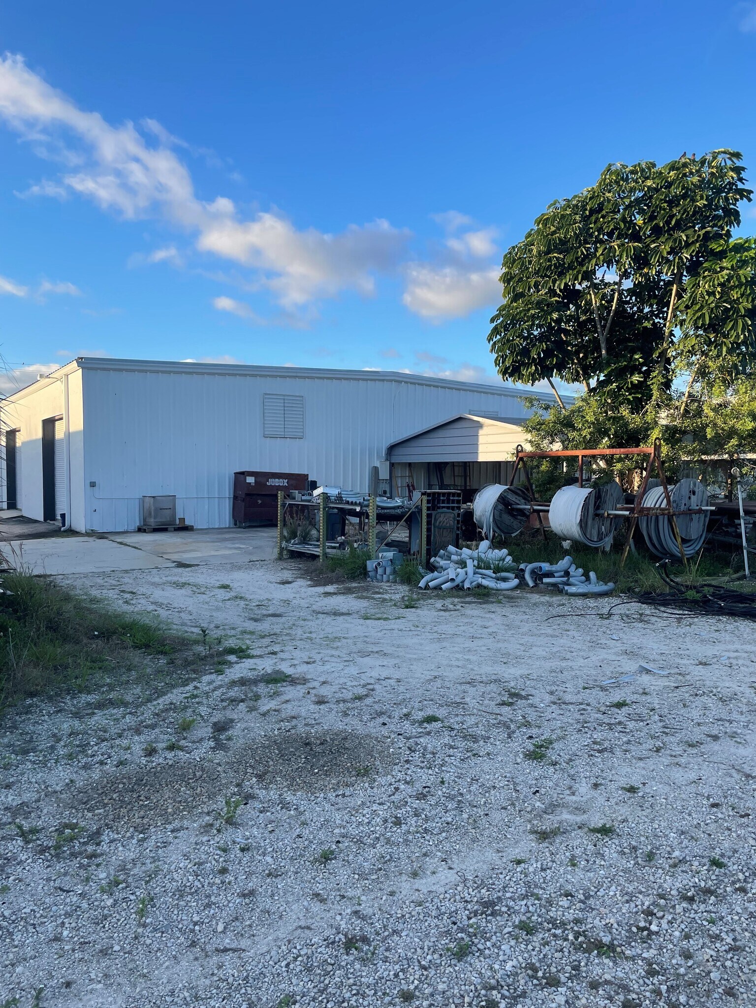 3885 Mercantile Ave Naples Fl 34104 - xj42nfl