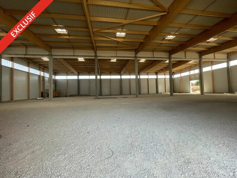 Industrial in Gallargues-le-Montueux for lease - Interior Photo - Image 2 of 4