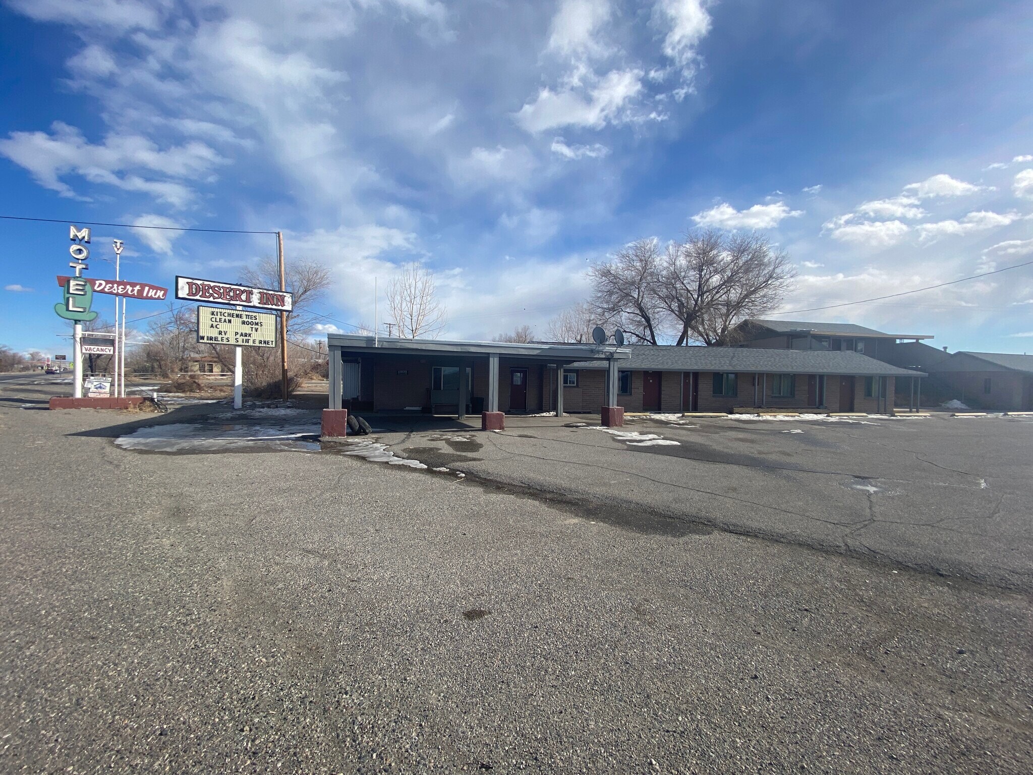 505 W 2nd St, Shoshoni, WY for sale Building Photo- Image 1 of 1