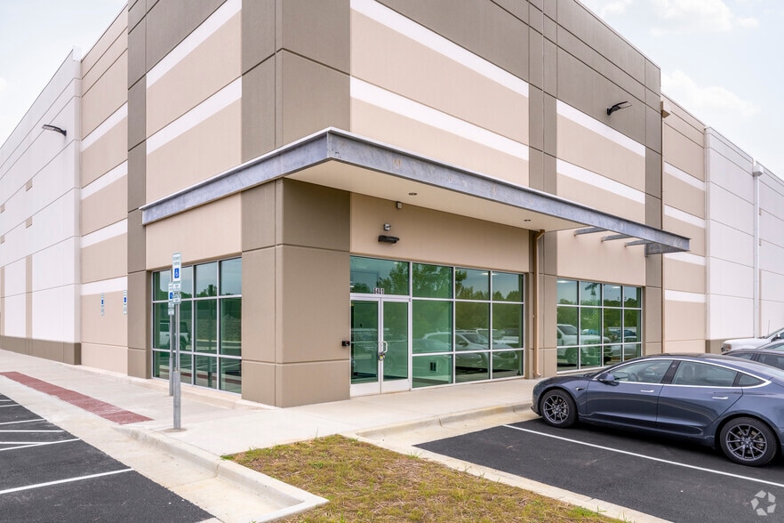 6401 Foxley Rd, Upper Marlboro, MD for lease - Building Photo - Image 3 of 16