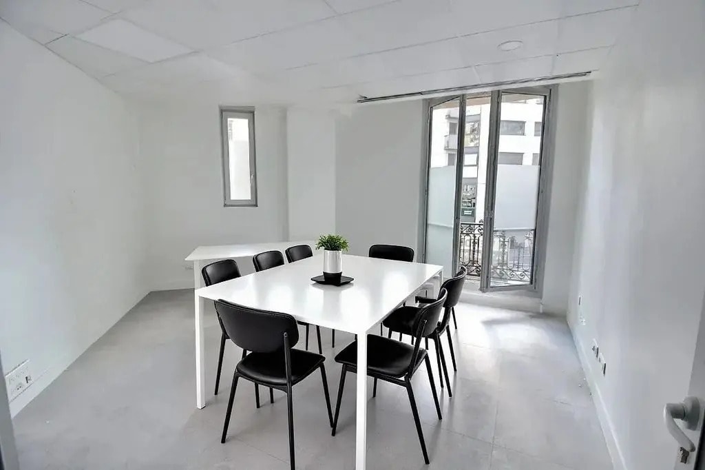 290 Rue De Vaugirard, Paris for sale Interior Photo- Image 1 of 8