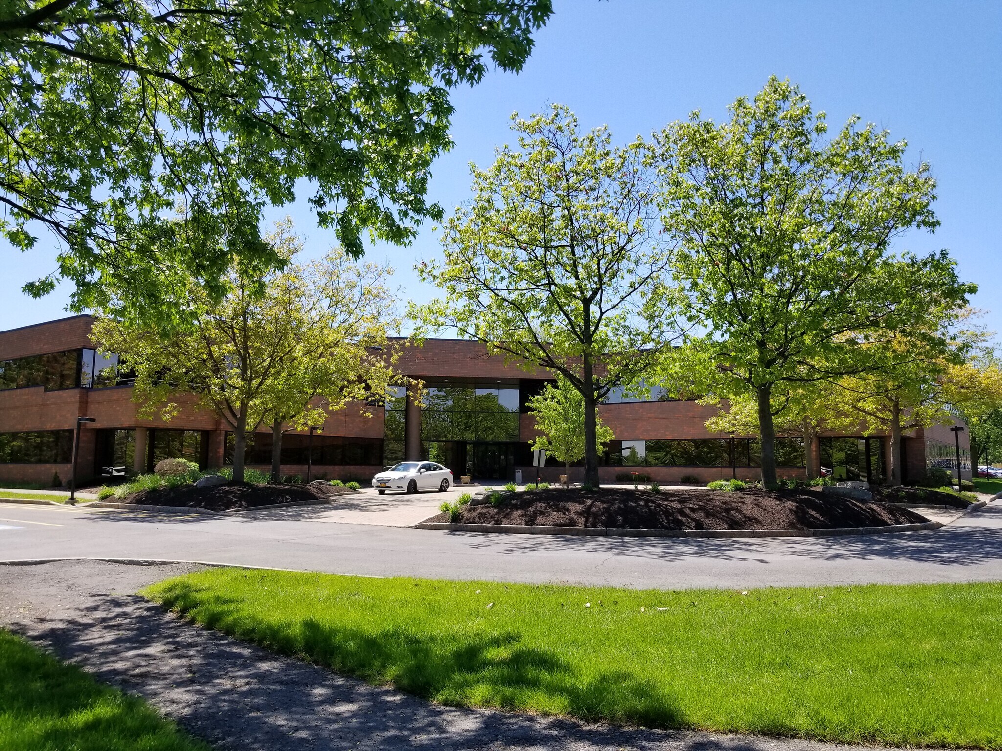 5010 Campuswood Dr, East Syracuse, NY for sale Building Photo- Image 1 of 1