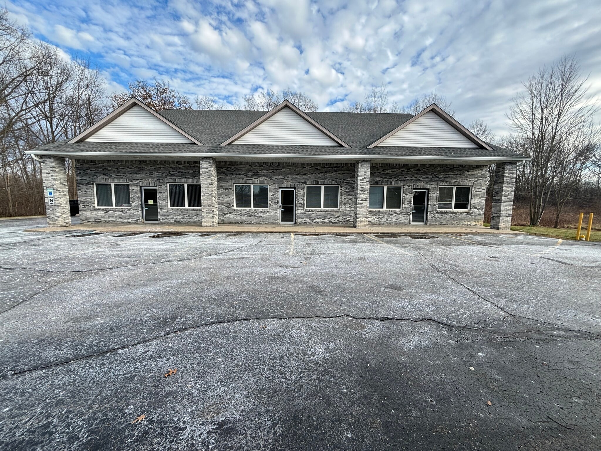 11382-11394 N Linden Rd, Clio, MI for lease Building Photo- Image 1 of 14