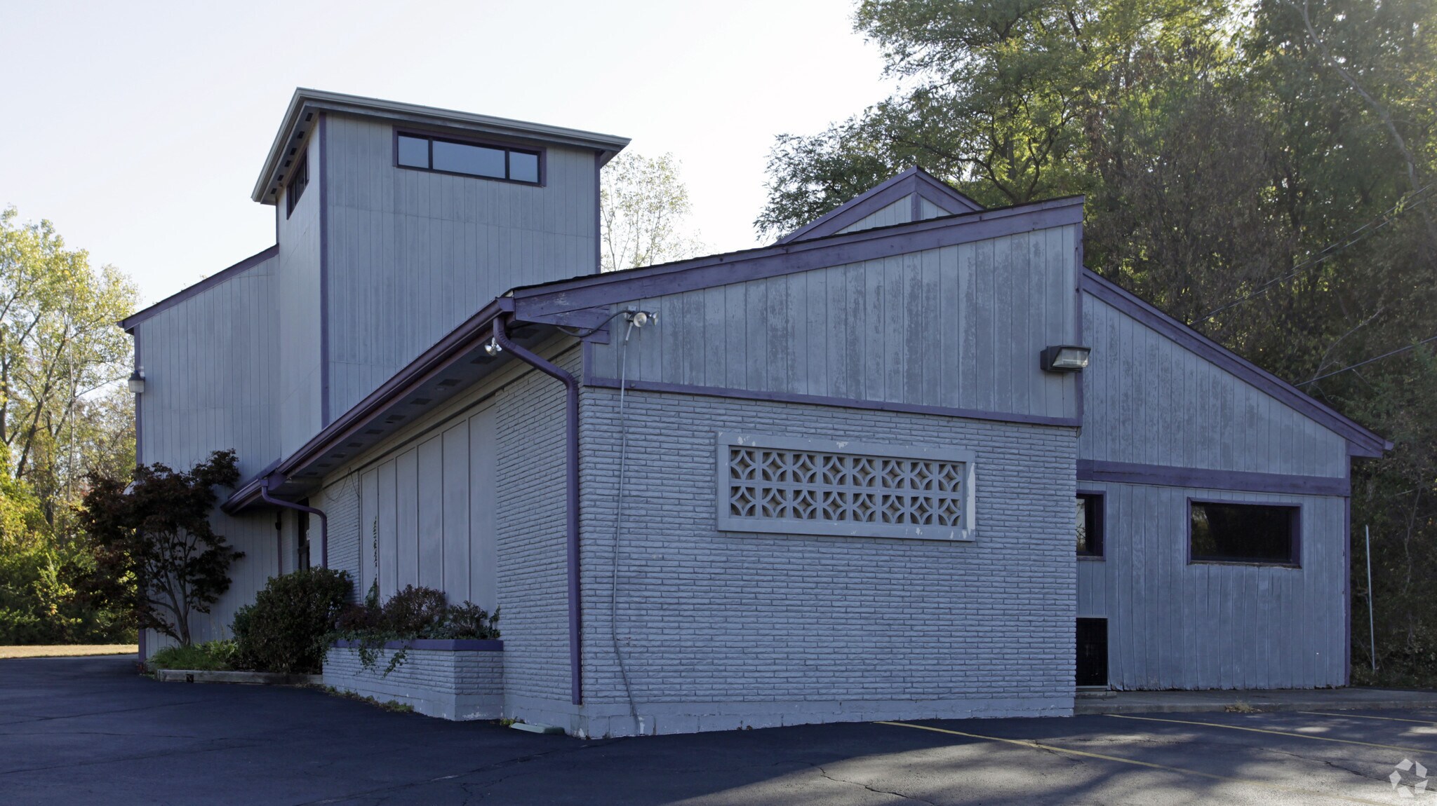 10268 Reading Rd, Cincinnati, OH for sale Primary Photo- Image 1 of 1