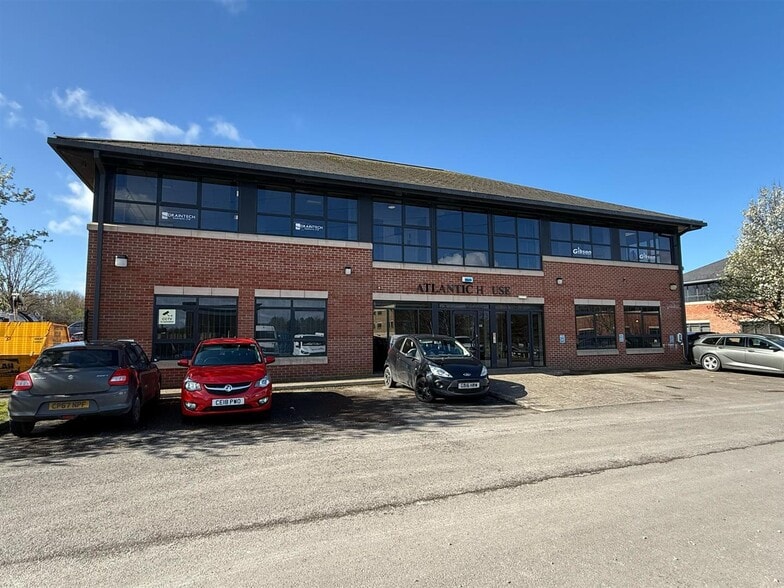 Charnwood Park, Bridgend for lease - Building Photo - Image 1 of 3