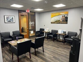 10 Waterside Dr, Farmington, CT for lease Building Photo- Image 1 of 5