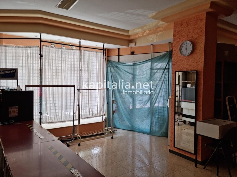 Retail in Ontinyent, Valencia for sale - Building Photo - Image 2 of 4
