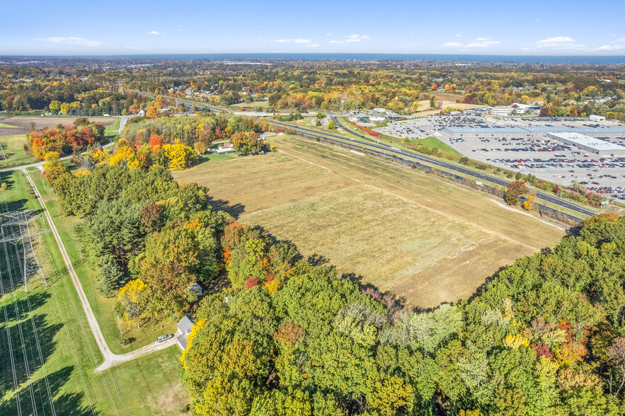 6401 Ridge rd, Lorain, OH for sale - Primary Photo - Image 1 of 2