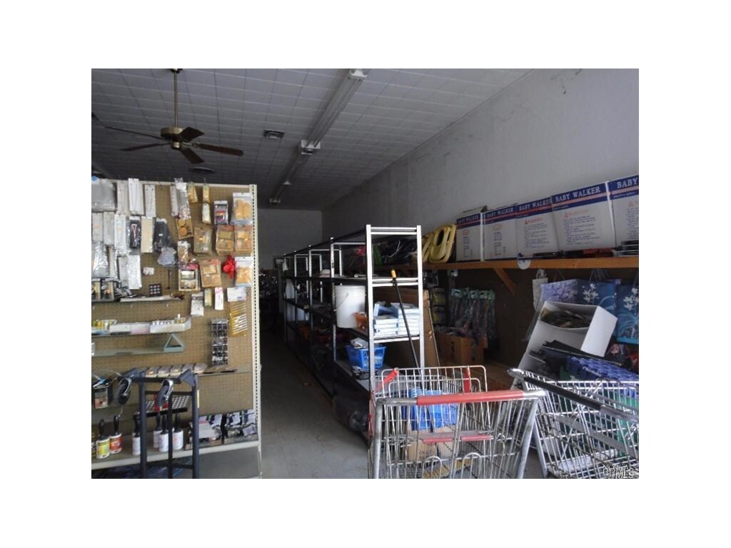 201 W Sycamore St, Willows, CA 95988