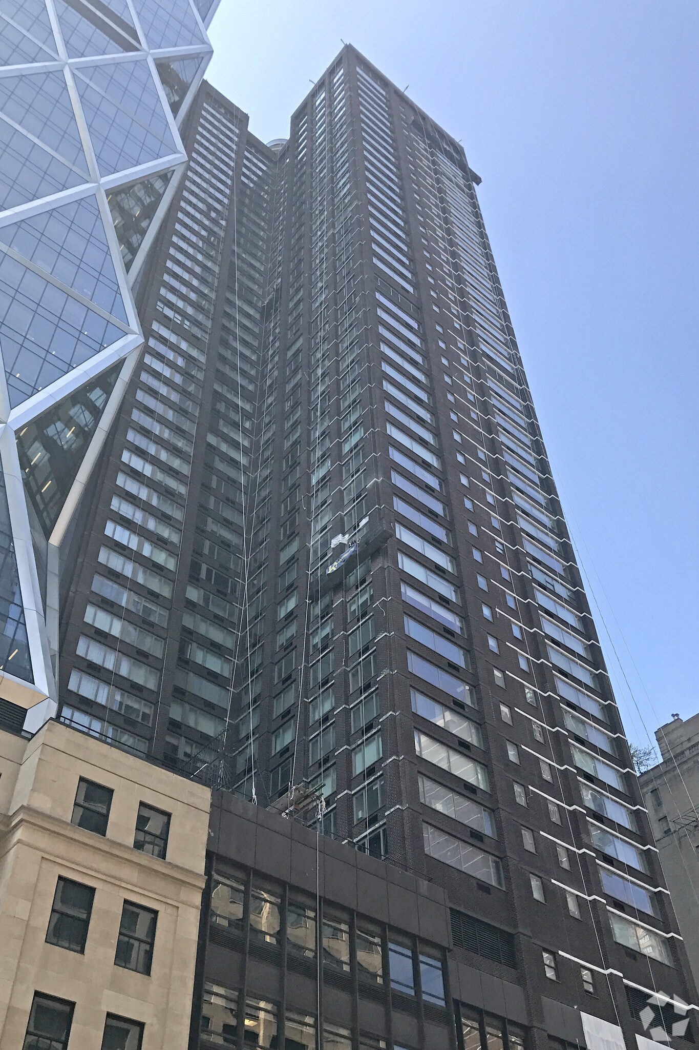 322 W 57th St, New York, NY for lease Primary Photo- Image 1 of 3