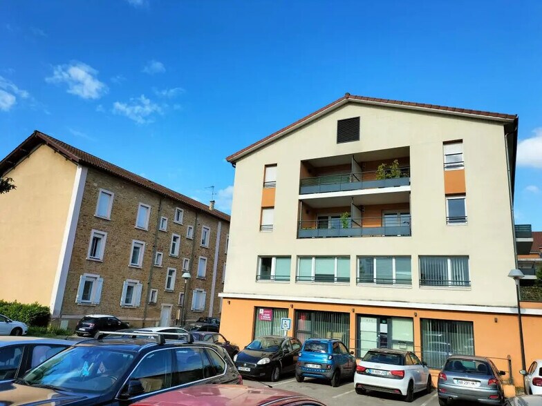 756 Rue Edouard Herriot, Jassans-Riottier for lease - Building Photo - Image 1 of 19