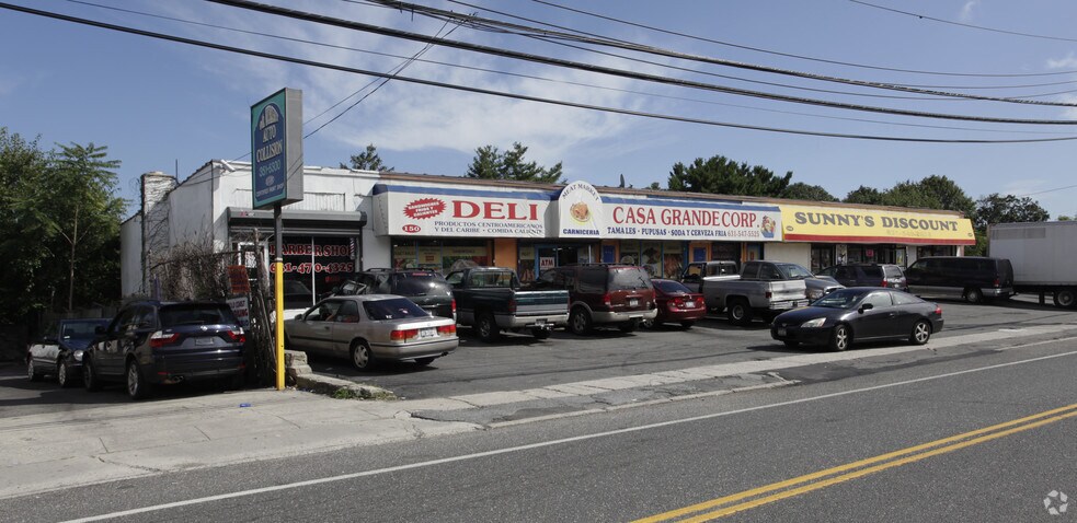 142-152 W Hills Rd, Huntington Station, NY for sale - Primary Photo - Image 1 of 1