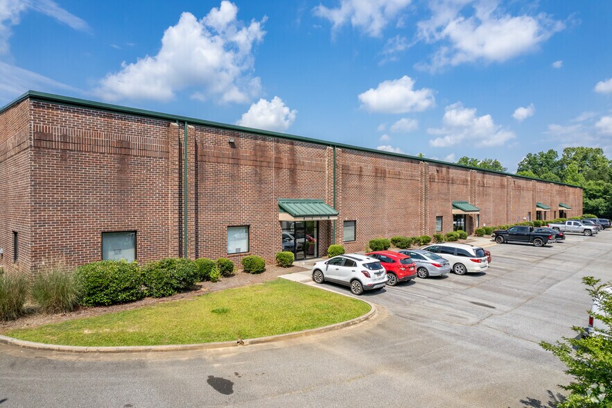 375 Highway 74 S, Peachtree City, GA for lease - Primary Photo - Image 1 of 6