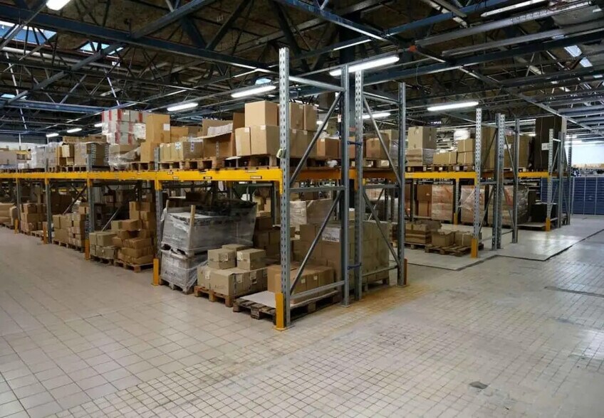 Industrial in Châlons-en-Champagne for sale - Building Photo - Image 3 of 12
