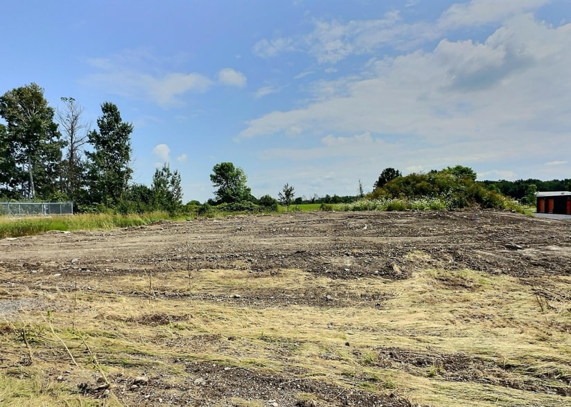 2015 Ch Ridge, Huntingdon, QC for sale - Other - Image 2 of 10