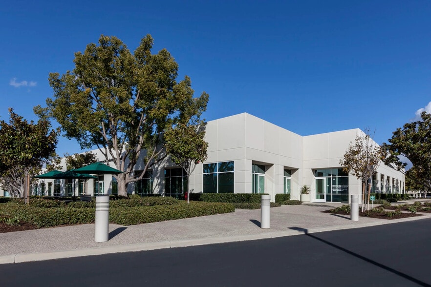 1 Jenner, Irvine, CA for lease - Building Photo - Image 3 of 10