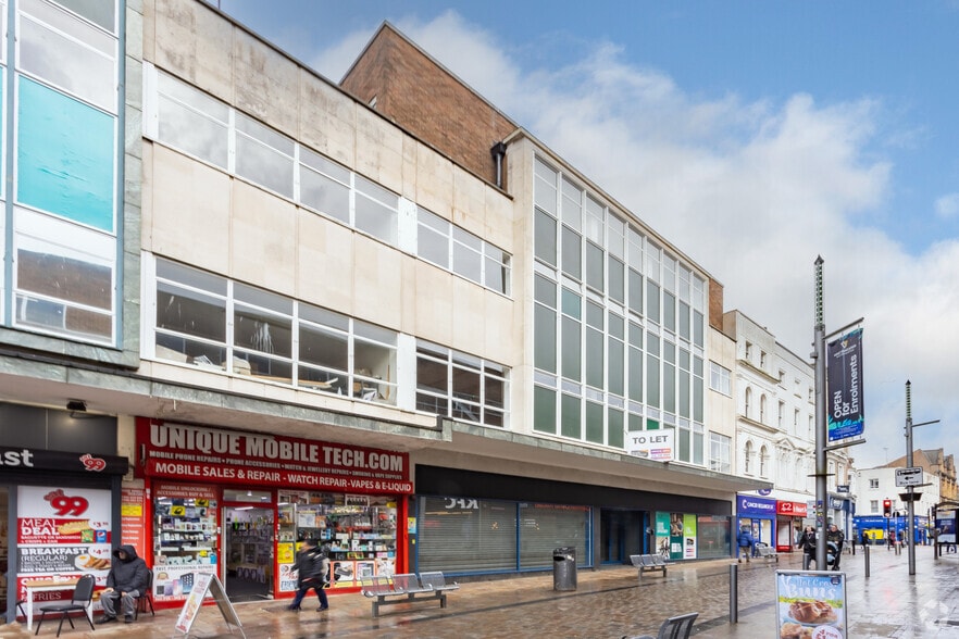 4 Queen St, Wolverhampton for lease - Building Photo - Image 1 of 7