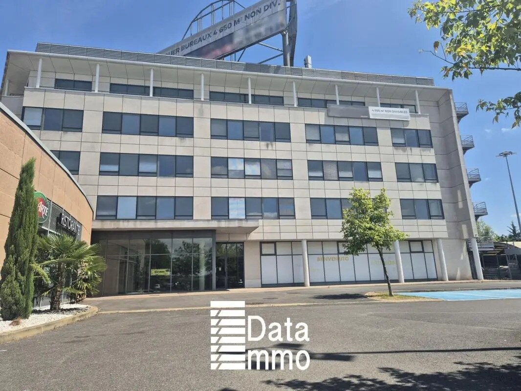 21 Boulevard Jean Monnet, Villiers-sur-Marne for lease Building Photo- Image 1 of 5