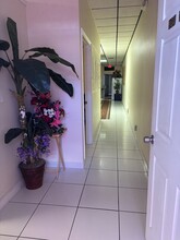 3083-3089 E Commercial Blvd, Fort Lauderdale, FL for lease Interior Photo- Image 1 of 5