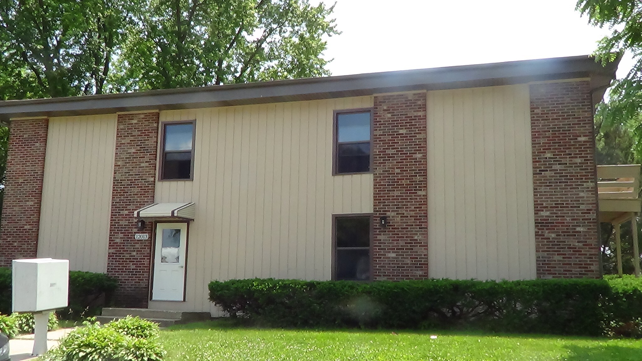 12011-12013 Mead St, Hebron, IL for sale Building Photo- Image 1 of 1