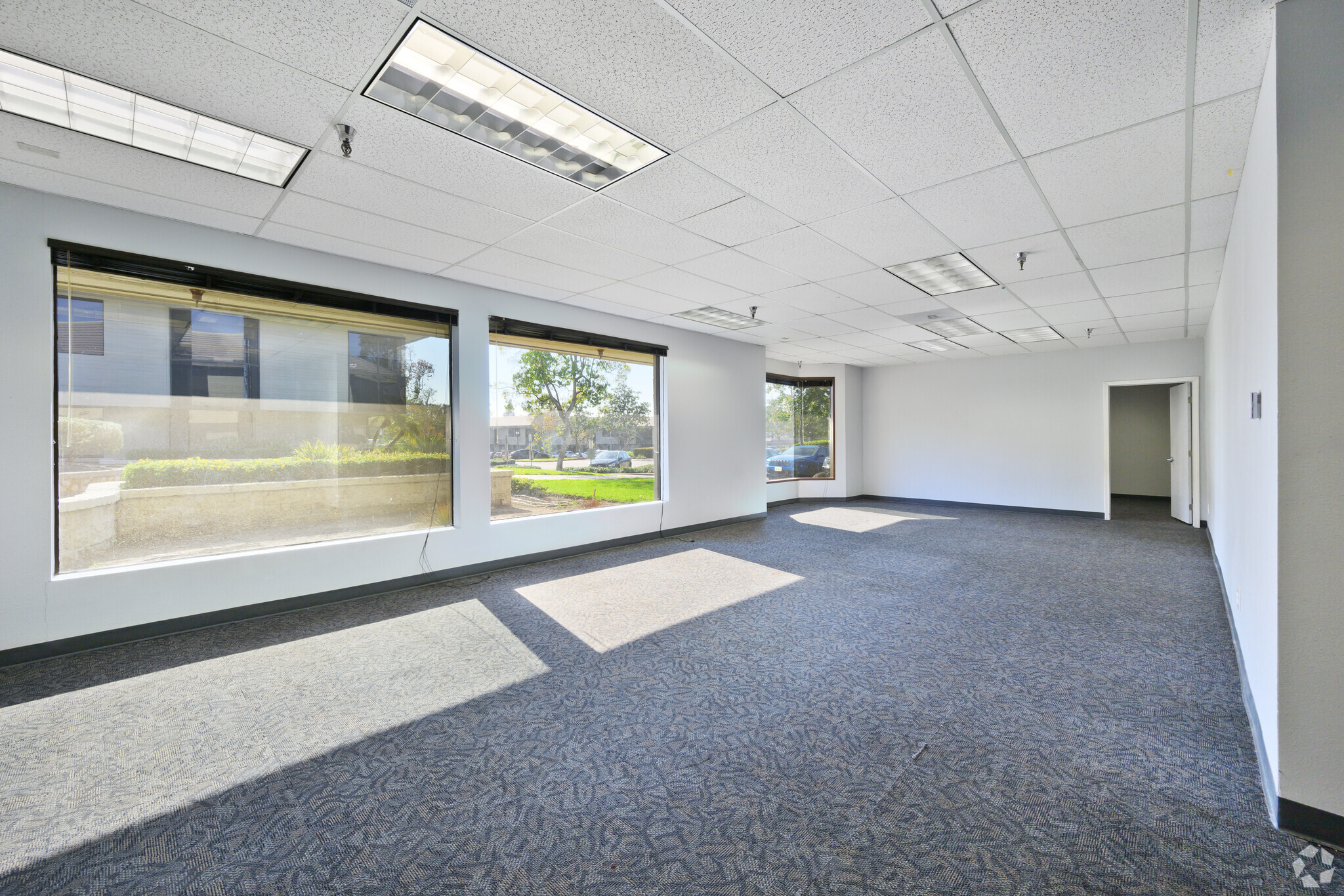 870 N Mountain Ave, Upland, CA for lease Interior Photo- Image 1 of 2