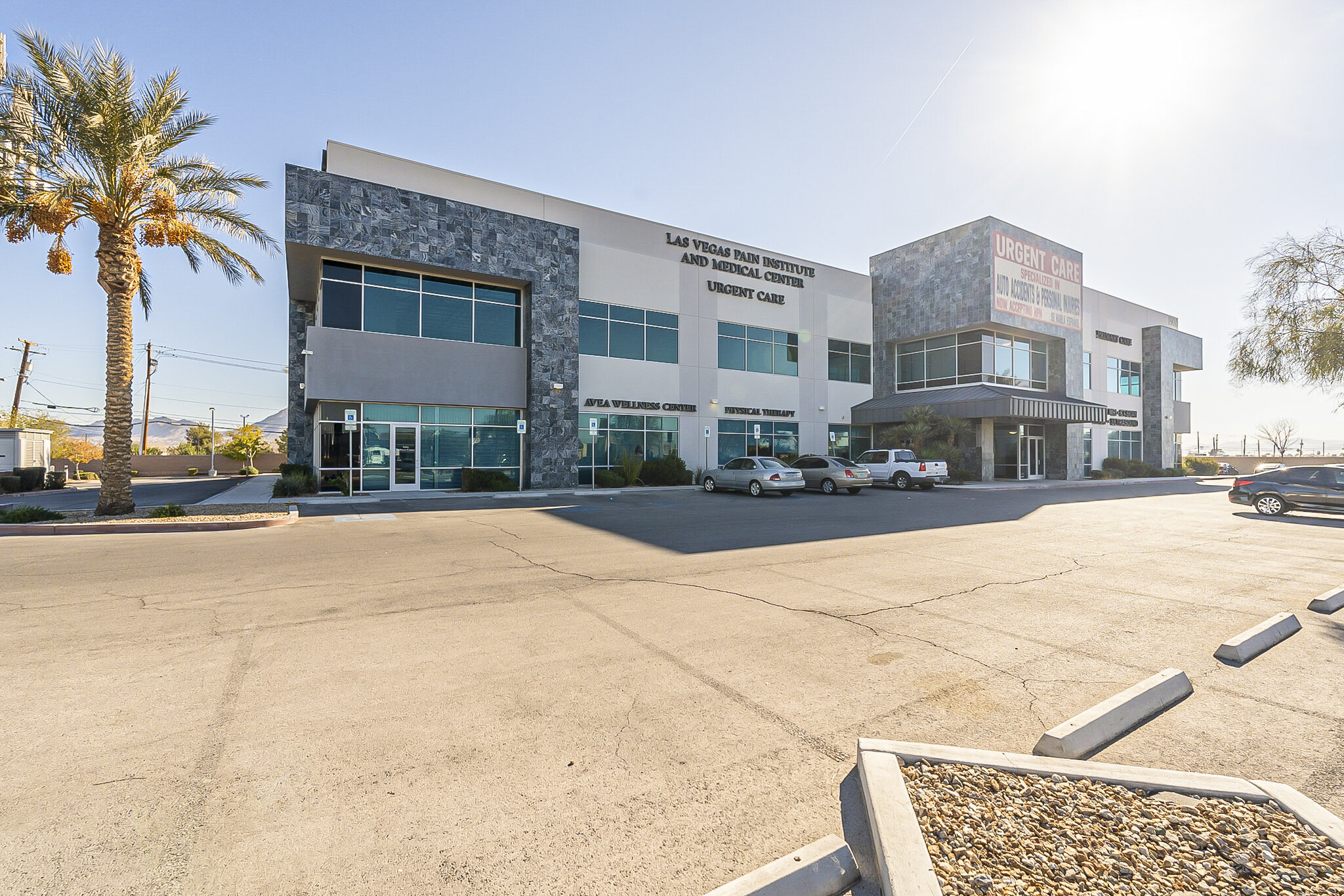 1900 N Nellis Blvd, Las Vegas, NV for lease Building Photo- Image 1 of 27