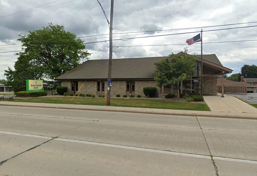 2001 S Webster Ave, Green Bay, WI for sale - Building Photo - Image 1 of 1
