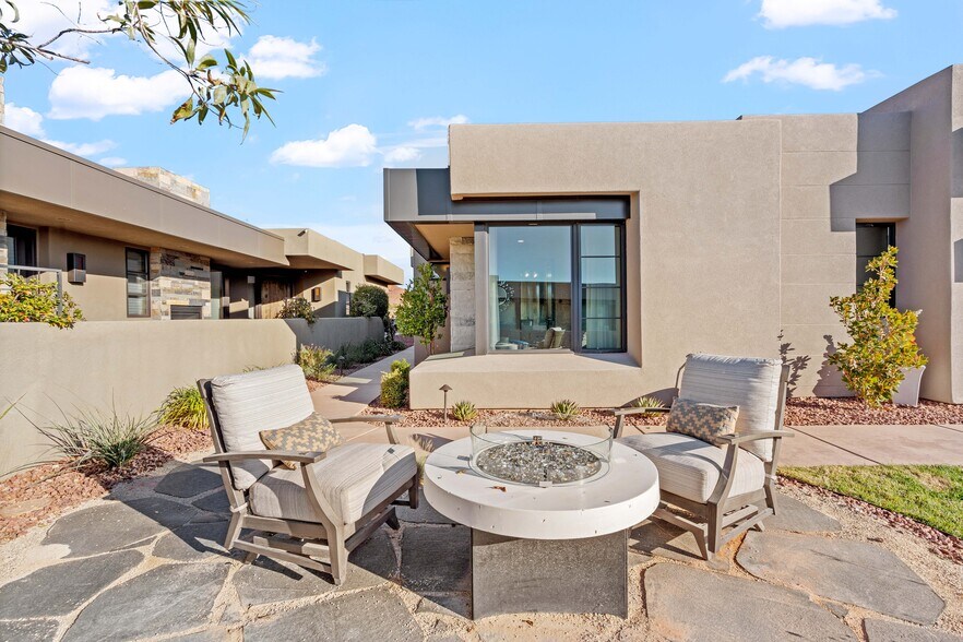 1355 E Snow Canyon Pky, Ivins, UT 84738 Nightly Rental Investment