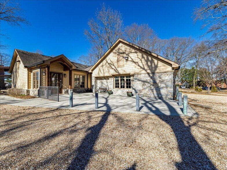 2057 Grayson Hwy, Grayson, GA for sale - Building Photo - Image 3 of 20