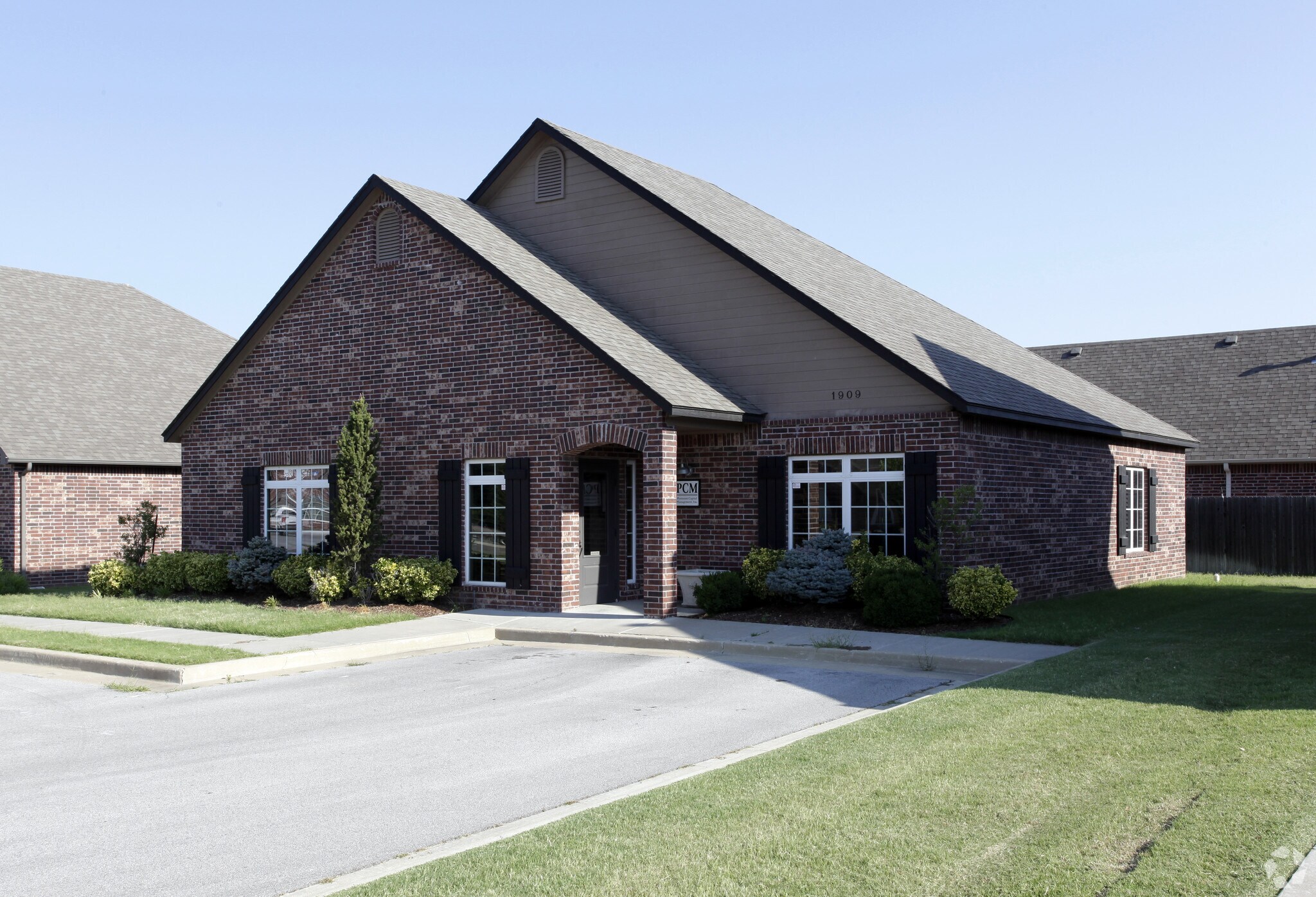 1909 W C St, Jenks, OK for sale Primary Photo- Image 1 of 1