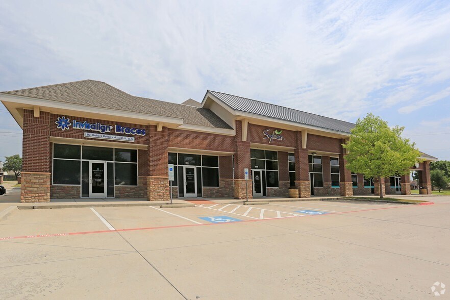 2851 Cross Timbers Rd, Flower Mound, TX for sale - Building Photo - Image 1 of 1