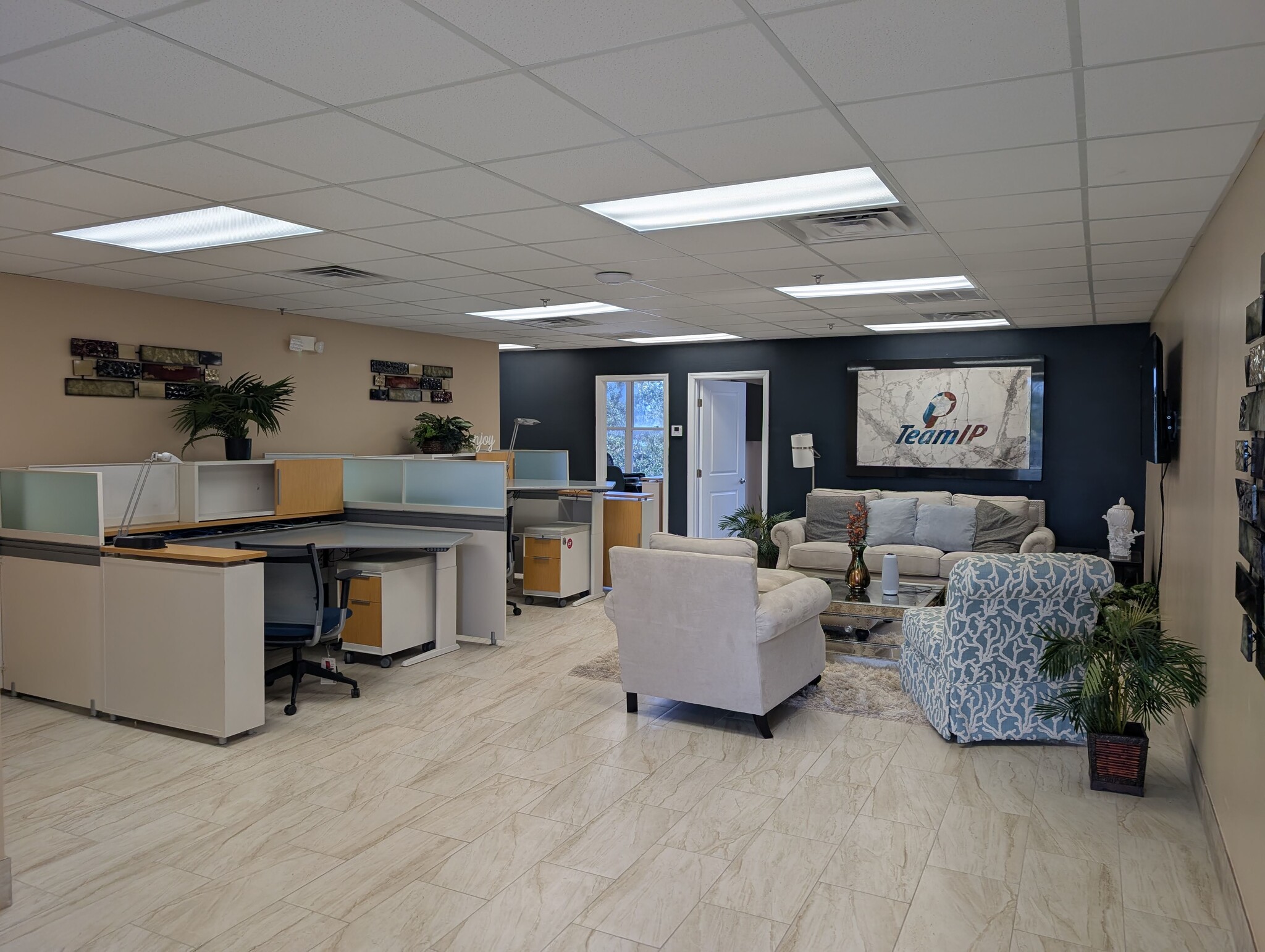 701-769 NW Federal Hwy, Stuart, FL for lease Interior Photo- Image 1 of 20