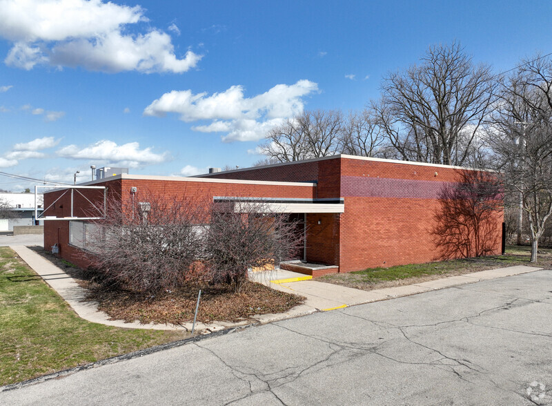 2502 E 52nd St, Indianapolis, IN for sale - Primary Photo - Image 1 of 1