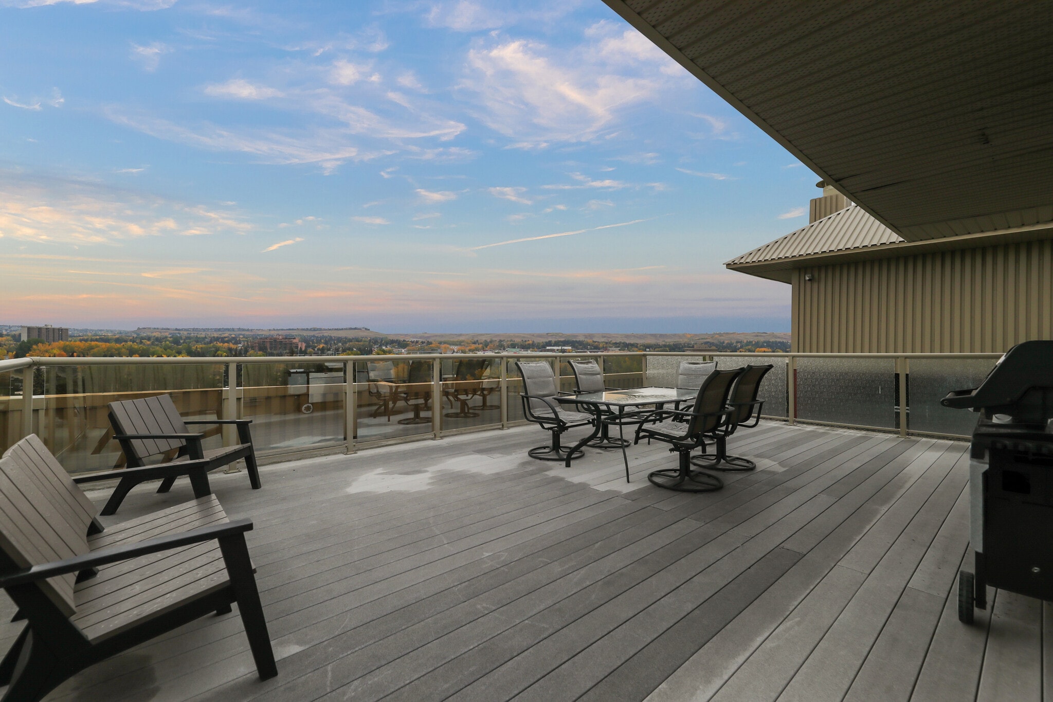 4603 Varsity Dr NW, Calgary, AB for sale Building Photo- Image 1 of 1