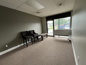 3501 Emerson Ave, Parkersburg, WV for lease Interior Photo- Image 2 of 8