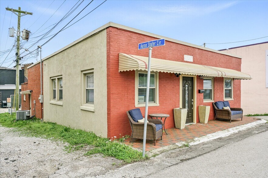 11 W Rhea St, Sparta, TN for sale - Building Photo - Image 2 of 9