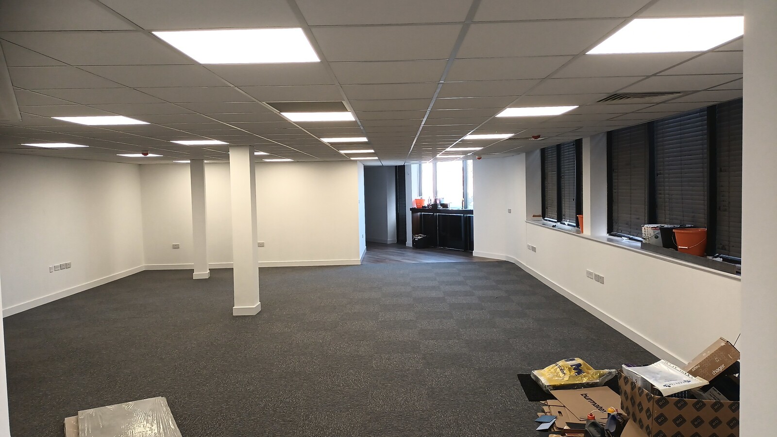 Railway St, Hull, NHS HU1 2BE - Unit Office -  - Interior Photo - Image 1 of 6