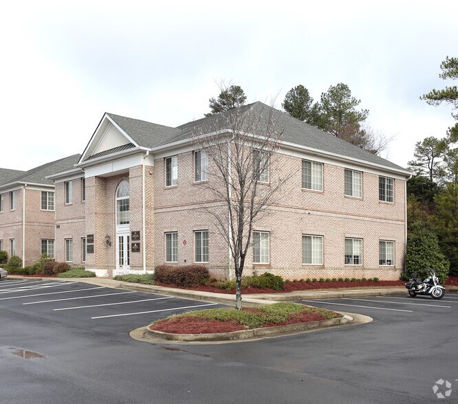 3225 Shallowford Rd, Marietta, GA 30062