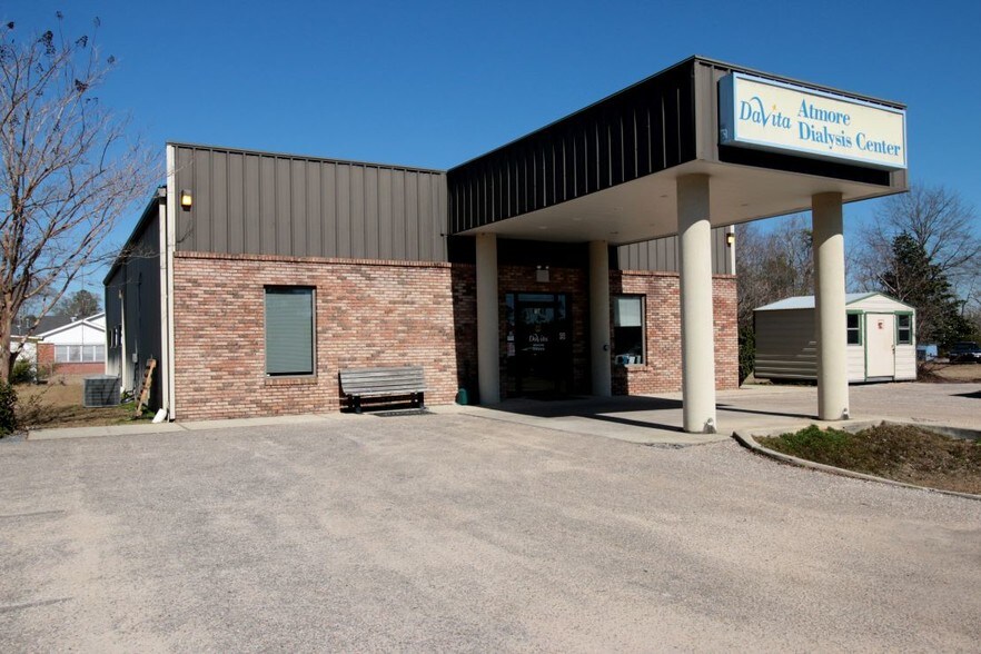 807 E Craig St, Atmore, AL for sale - Primary Photo - Image 1 of 1