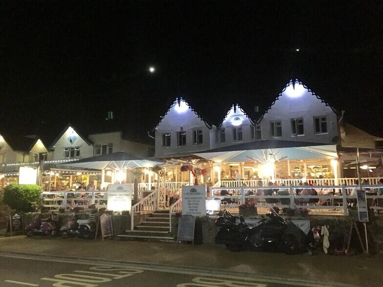 19 Esplanade, Shanklin for sale - Building Photo - Image 1 of 1