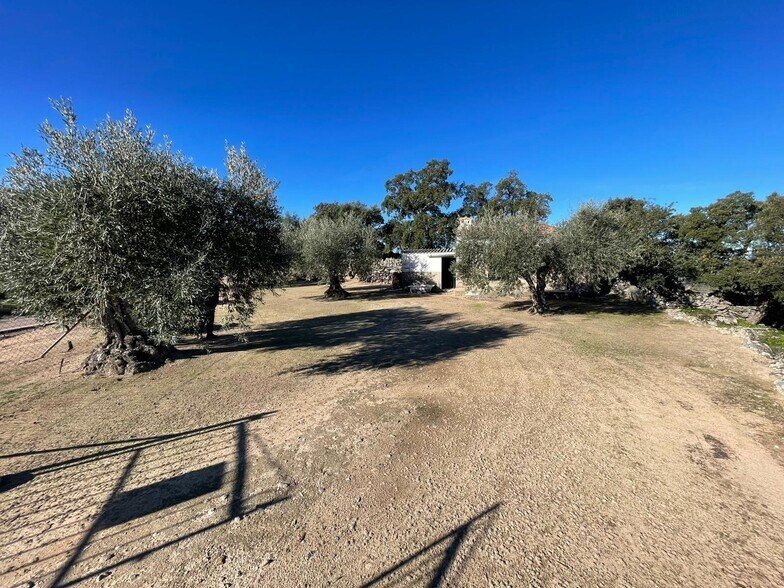 Land in Montánchez for sale - Building Photo - Image 1 of 15