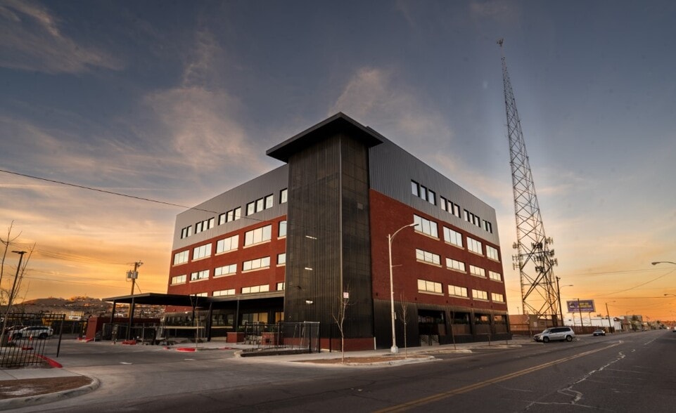 1125 Texas Ave, El Paso, TX 79901 Office for Sale